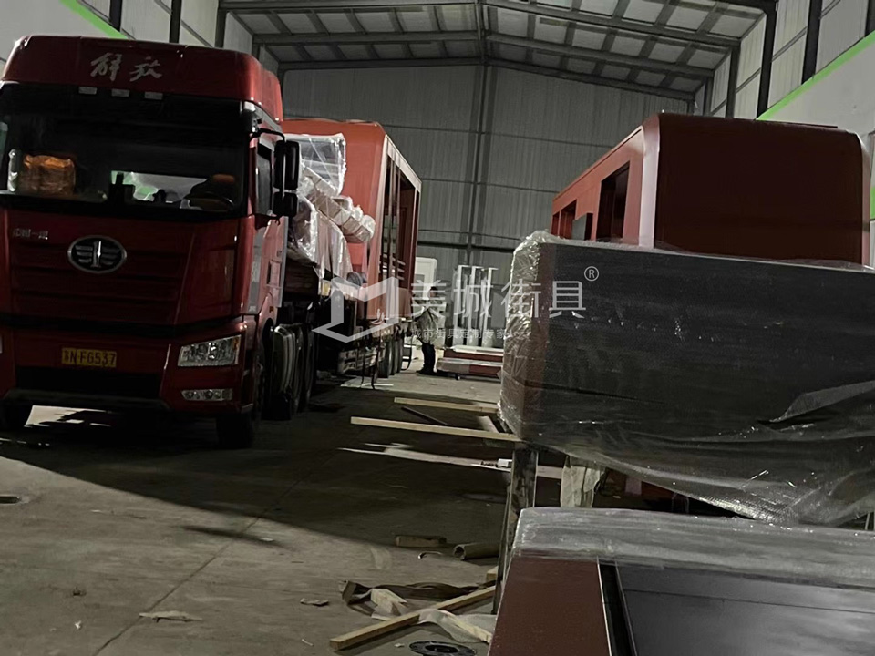 2022.10.6美城街具供應(yīng)忻州第二車、第三車候車亭發(fā)貨記錄